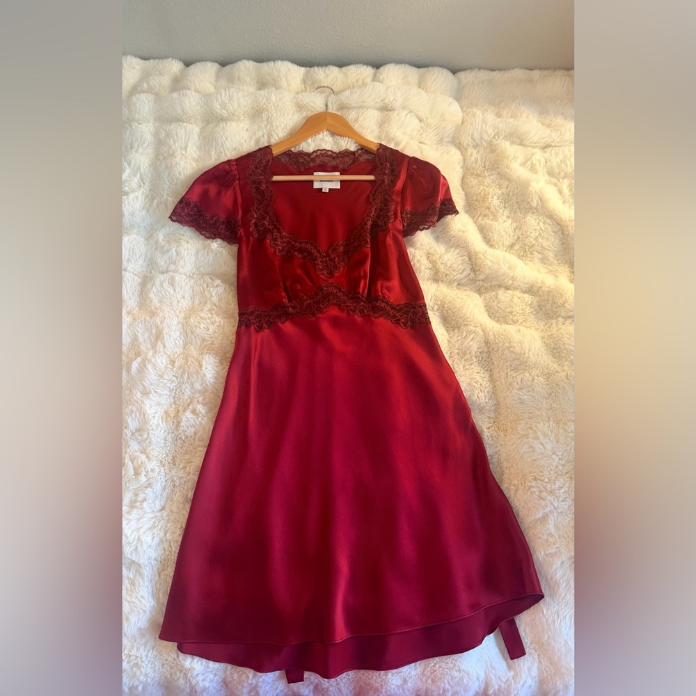 Reformation Romi Silk Dress In Sangre, NWOT, NEVER WORN, NO FLAWS. - Picture 8 of 14